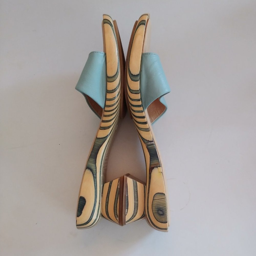 Vis a Vie Baby blue Leather & Wooden Soles & Heel